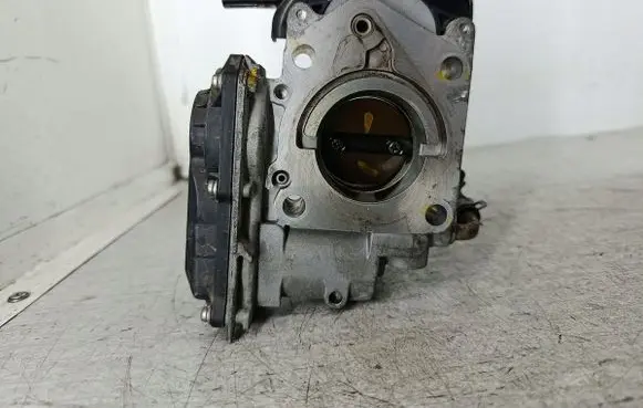 Honda Civic Throttle body valve GMA7A