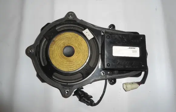 Chevrolet Corvette C5 Front door speaker