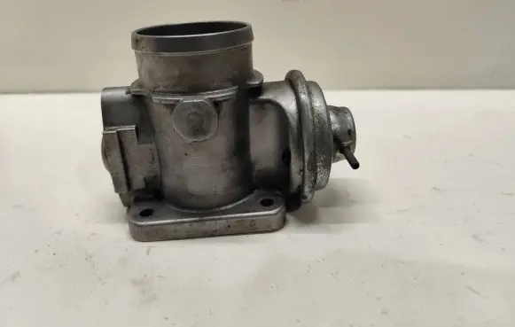 BMW 3 E36 EGR valve 1171224490 95t018