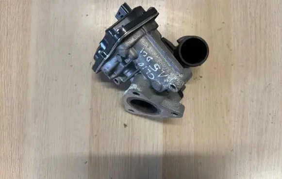 Mercedes-Benz A W176 Throttle body valve 147103371R