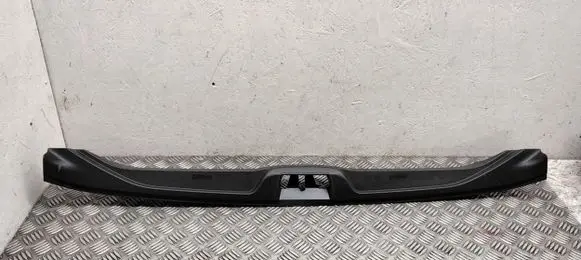 Volvo V70 Trunk/boot sill cover protection