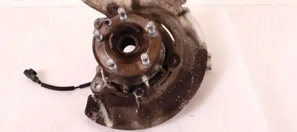 Land Rover Discovery Sport Front wheel hub spindle knuckle