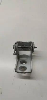 Peugeot 5008 II Front door upper hinge 