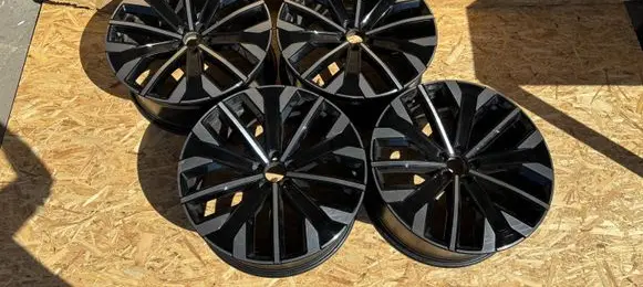 Volvo XC90 R21 alloy rim 32294603 K691915 C03927