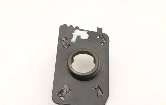 Mercedes-Benz A W176 Front parking sensor holder (PDC) A1768853556