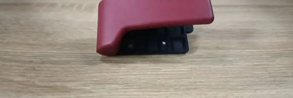 Mercedes-Benz E W211 Engine bonnet (hood) release handle