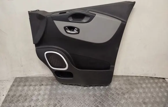Renault Trafic III (X82) Front door card panel trim 809005451R 1409253X 806700005R