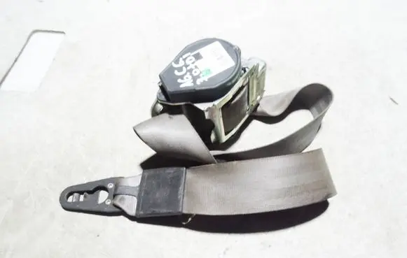 Audi A6 S6 C6 4F Front seatbelt