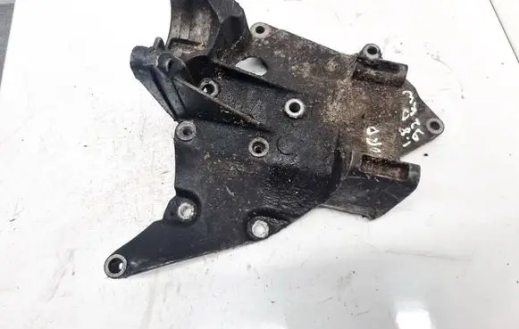 Ford Mondeo Mk III Engine mounting bracket 4M5Q10239CC