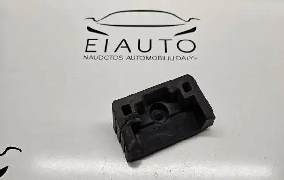 Audi Q7 4L Jacking socket point 7L8804123