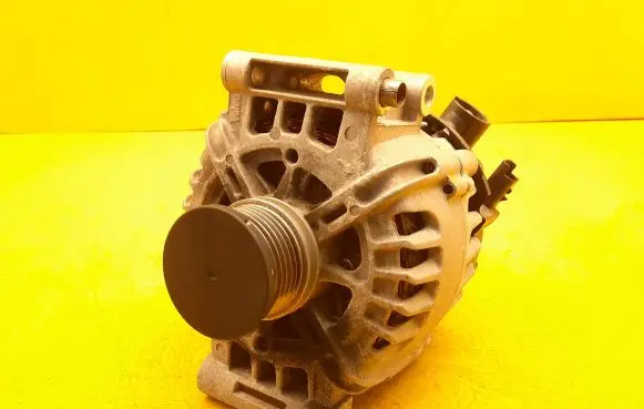 Citroen DS4 Generator/alternator 9839200980