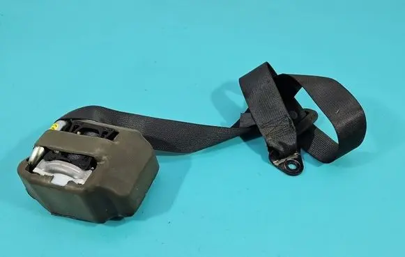 Renault Kadjar Rear seatbelt 888419687R IMPRK1590931