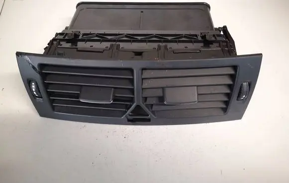 Mercedes-Benz A W169 Dash center air vent grill 1698300054