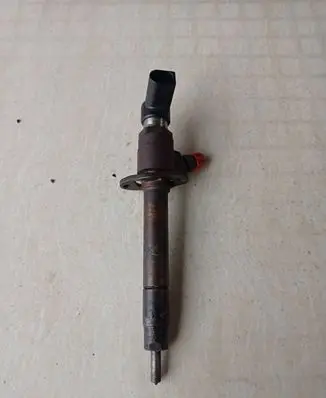 Peugeot 607 Fuel injector 5U3Q9K546AA