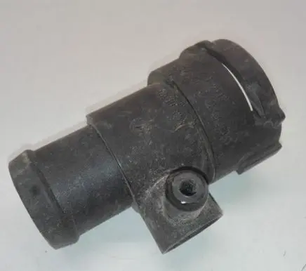 Audi A4 S4 B8 8K Engine coolant pipe/hose 8K0122293F