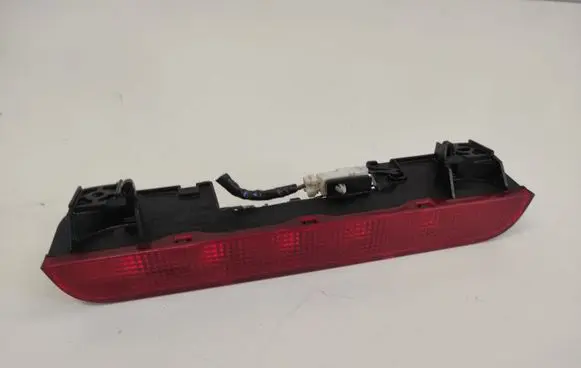 Nissan X-Trail T30 Third/center stoplight