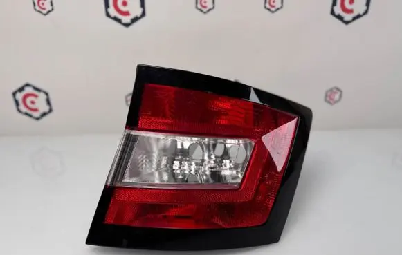 Skoda Fabia Mk3 (NJ) Rear/tail lights 6V9945096