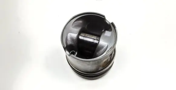 BMW 3 E90 E91 Piston 0840BB
