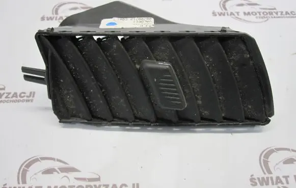Opel Zafira B Dash center air vent grill 13145264