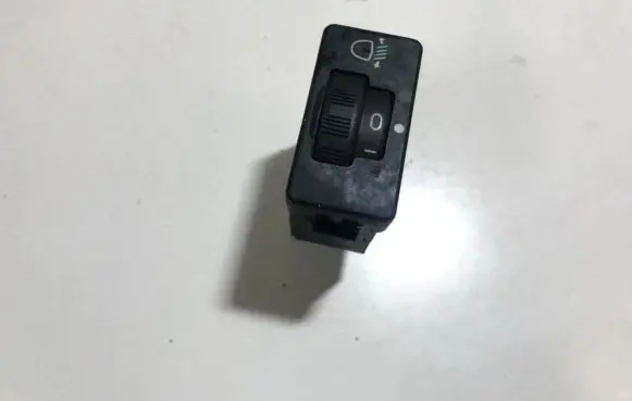 Citroen Xsara Picasso Headlight level height control switch