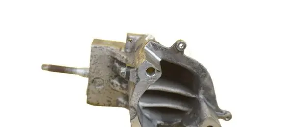 Hyundai Santa Fe Engine mounting bracket G6EA
