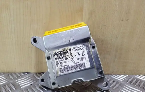 Renault Laguna II Airbag control unit/module 605487500 8200412021