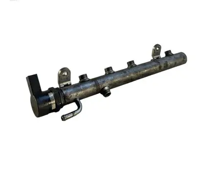 Mercedes-Benz E W211 Fuel main line pipe A6420700495 10034599 200566