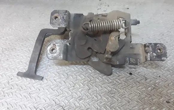 Mercedes-Benz B W245 Engine bonnet/hood lock/catch 