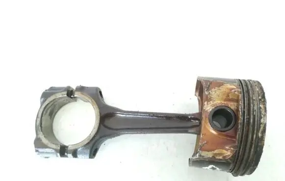 Piston with connecting rod