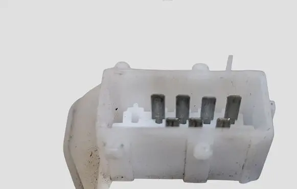 Peugeot 607 Front door lock
