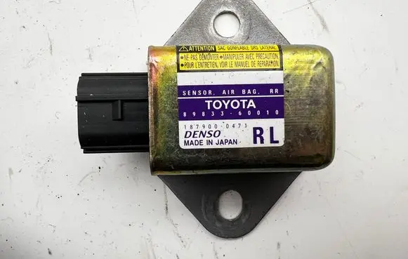 Toyota Land Cruiser (J120) Airbag deployment crash/impact sensor 8983360010 1879000471