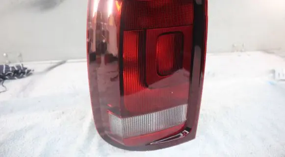 Volkswagen Amarok Rear/tail lights 2H1945095J 90040693 900406931DBG