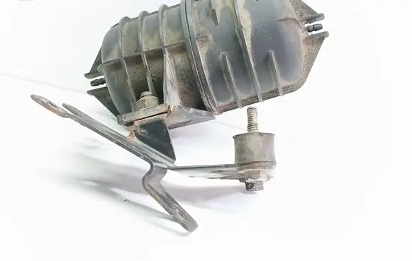 BMW 3 E46 Vacuum air tank 2247620
