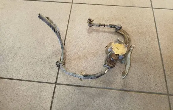Lexus RX 330 - 350 - 400H Headlight/headlamp level sensor 8282112430