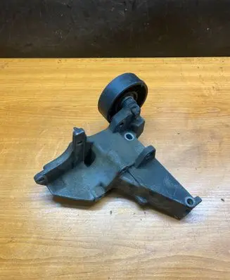 BMW 5 E39 Generator/alternator belt tensioner 11162245747