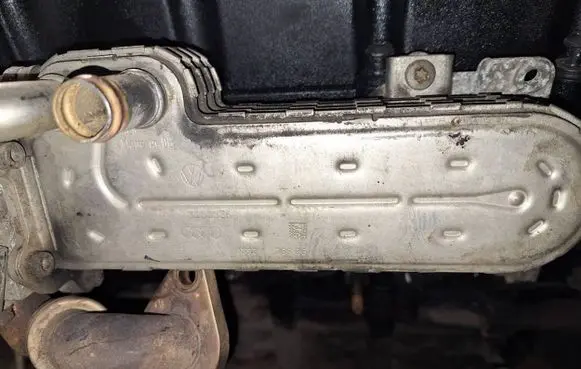 Mitsubishi Outlander EGR valve cooler 03g131513k