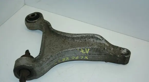 Volvo XC70 Front lower control arm/wishbone