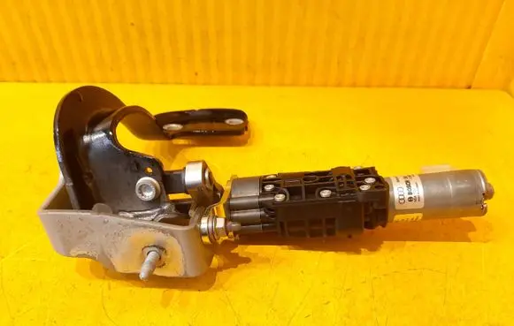 Audi A4 S4 B9 Tailgate/trunk/boot hinge 8W9827299