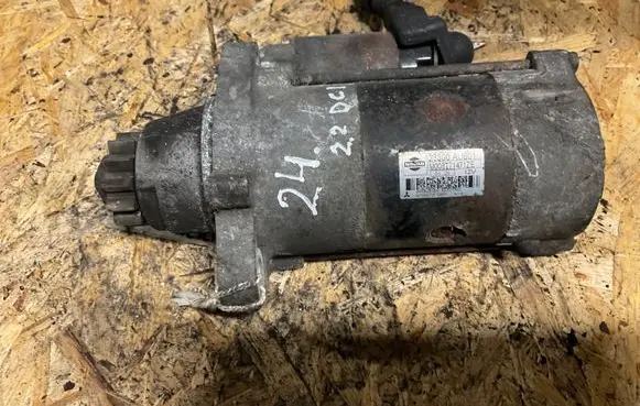 Nissan Primera Starter motor 23300AU601 M008T71471ZE