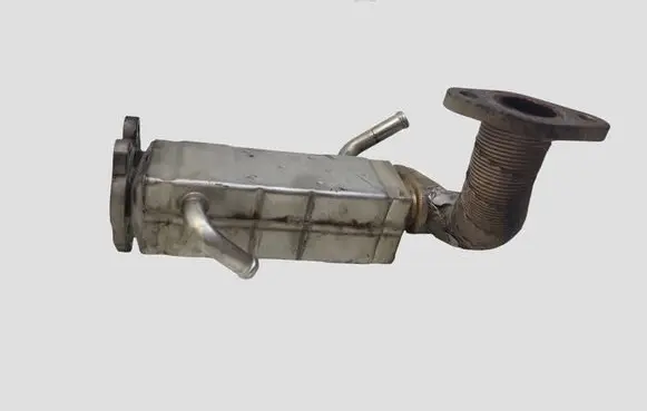 Mazda 6 EGR valve cooler R2AA20304 04J10A000099