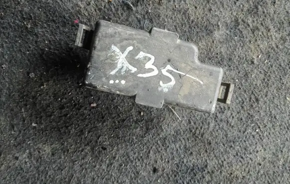Hyundai ix35 Fuse box cover 919412S241