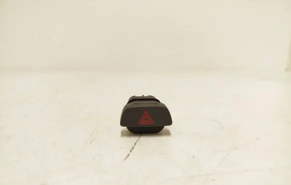 Ford Fusion Hazard light switch 43A150AC