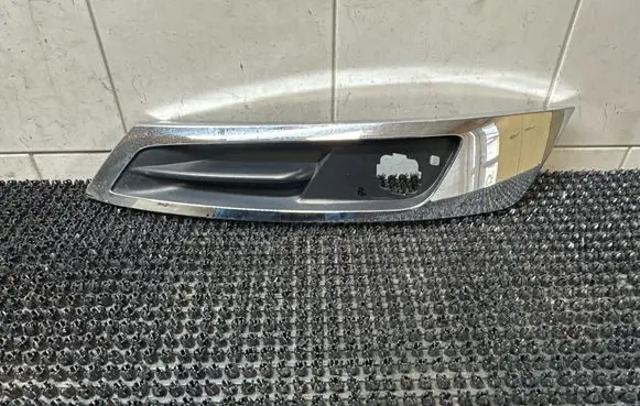 Peugeot 5008 Front bumper lower grill C04626091 021312G