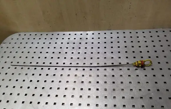 Oil level dip stick