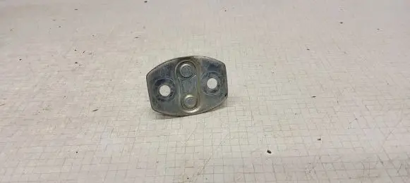 Toyota Aygo AB10 Front door lock loop/hook striker 08A088