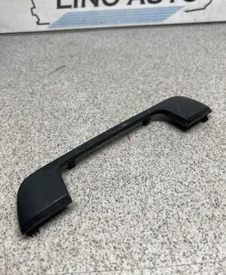 BMW 5 E34 Front door handle cover 1960930