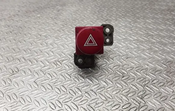 Subaru Legacy Hazard light switch