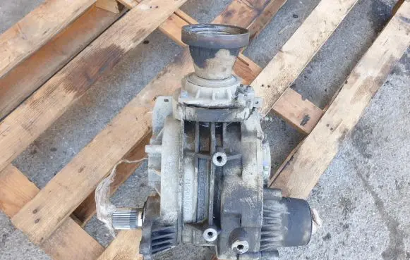 Chrysler Pacifica Gearbox transfer box case 7450014093B