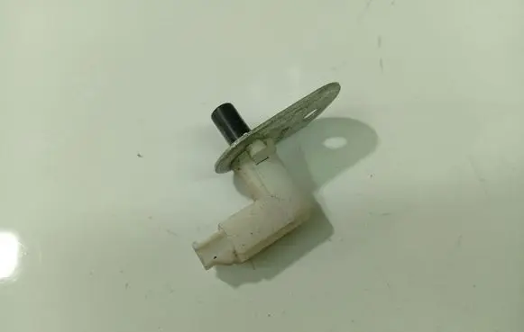 Toyota Yaris Front door sensor 