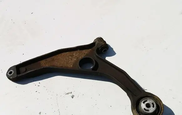 Dodge Journey Front lower control arm/wishbone 4766424AA 04766428AA
